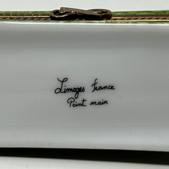 Limoges France Peint Main Porcelain Hinged Train Engine Trinket Box Collectible - Picture 6 of 8